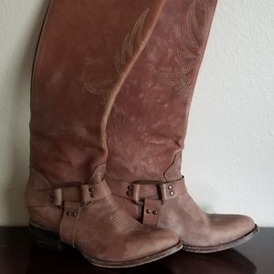 Womens sz 8.5 boots